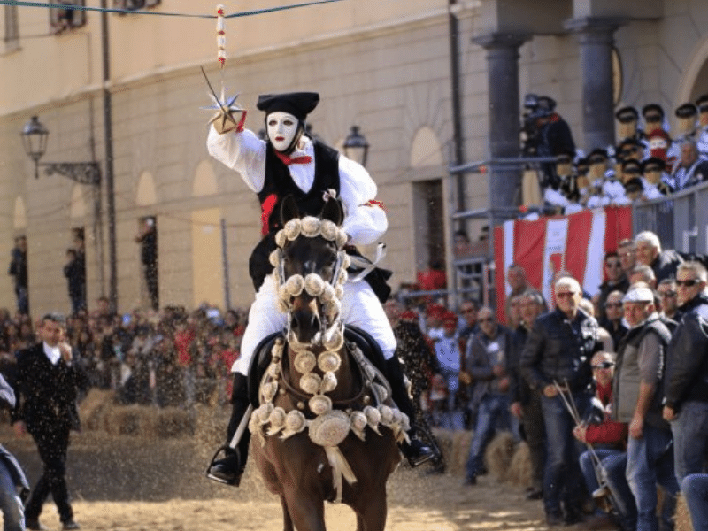 Sartiglia a Oristano: la corsa alla stella